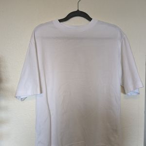Uniqlo Oversized Airism T-Shirt